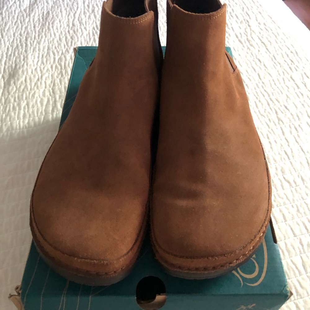Chaco Men's Chelsea Boots Chestnut Brown Suede Size 10 New
